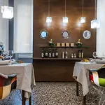 Astro Mediceo Otel Floransa